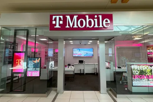  Exterior photo of T-Mobile Store at Brookfield Square, Brookfield, WI 