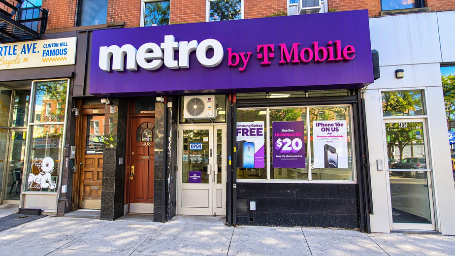 Metro by T-Mobile 408 Myrtle Ave - 408 Myrtle Ave 