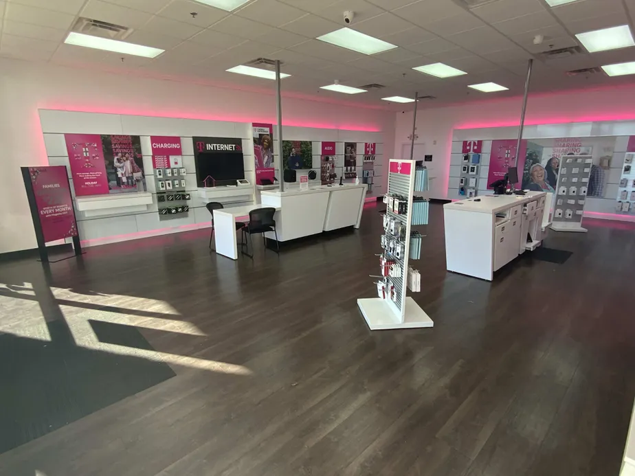  Interior photo of T-Mobile Store at Centre at Culpeper, Culpeper, VA 