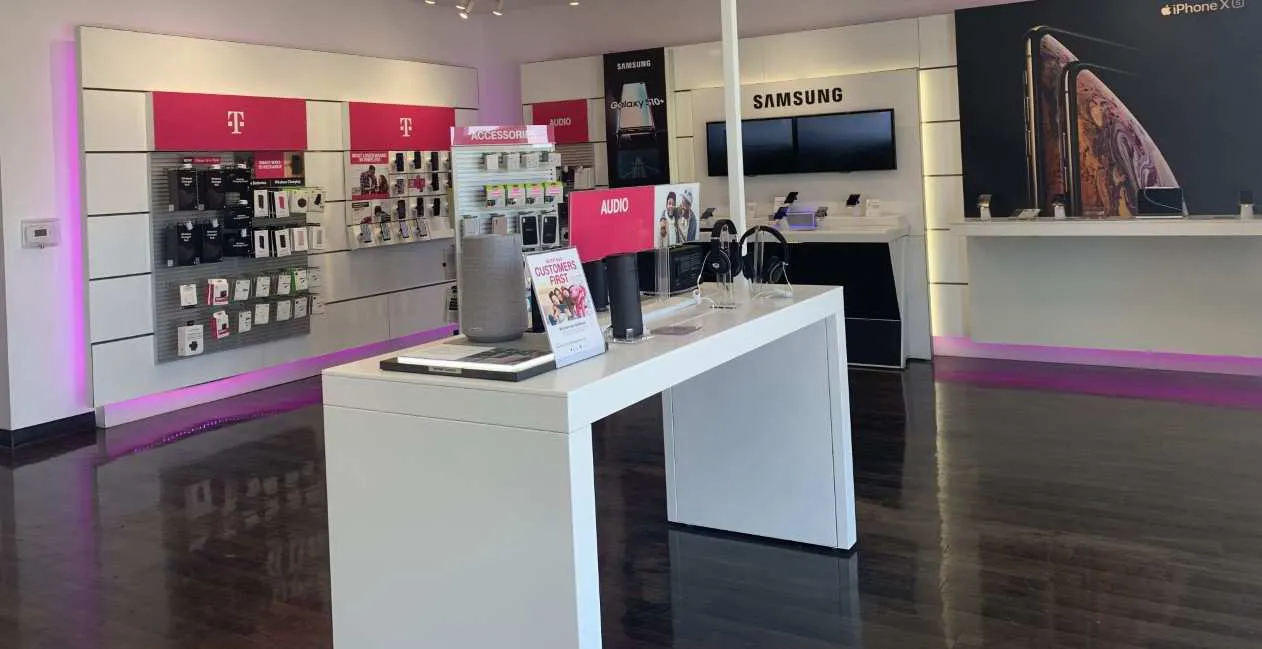 TMobile California & Real Road Bakersfield, CA