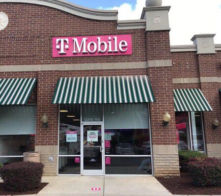 T-Mobile Fayetteville Rd & E NC Hwy 54