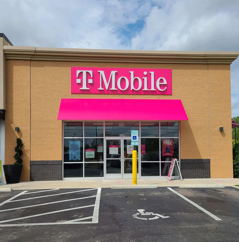 Exterior photo of T-Mobile store at Marketplace Dr & Hutzelman Way, West Chester, OH