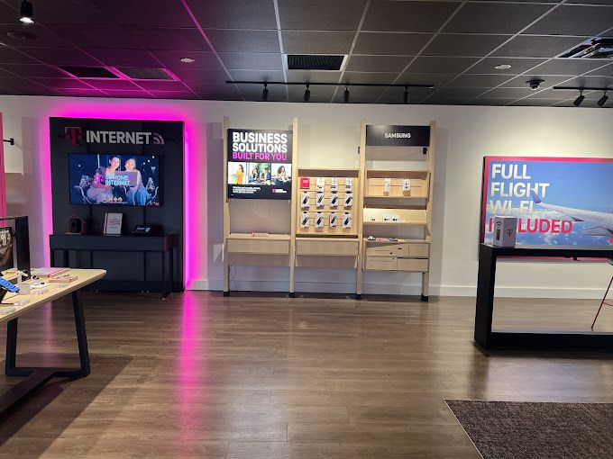 Interior photo of T-Mobile Store at Kennedy Blvd & Gray Ct, Tampa, FL