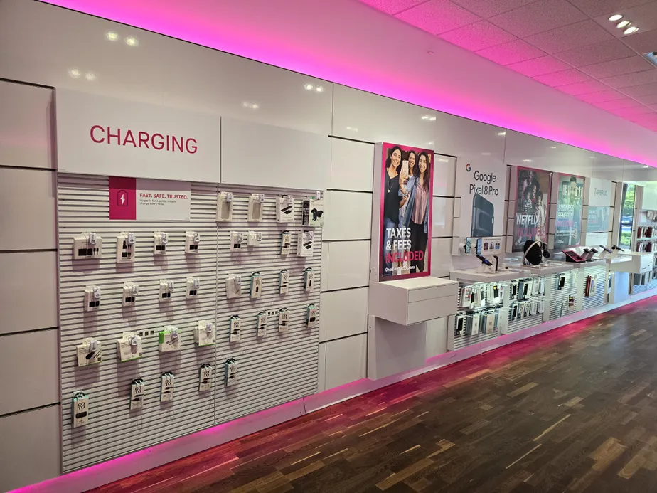  Interior photo of T-Mobile Store at Bergen Town Center, Paramus, NJ 