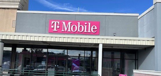 Exterior photo of T-Mobile Store at Little Falls & Rt 46, Little Falls, NJ
