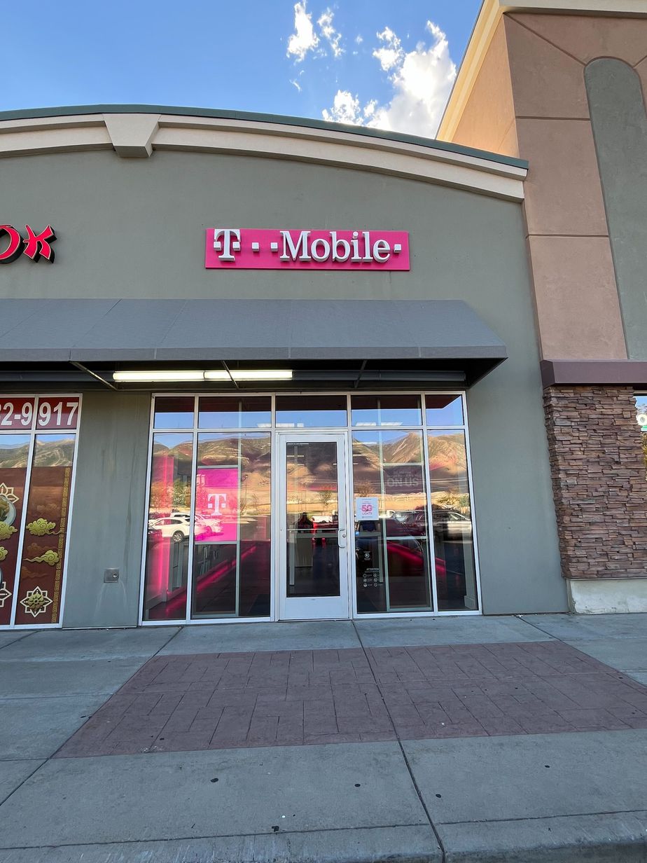 Exterior photo of T-Mobile Store at Stansbury, Stansbury Park, UT