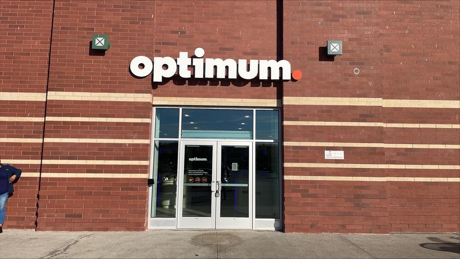 Optimum Gateway Center - 459 Gateway Dr