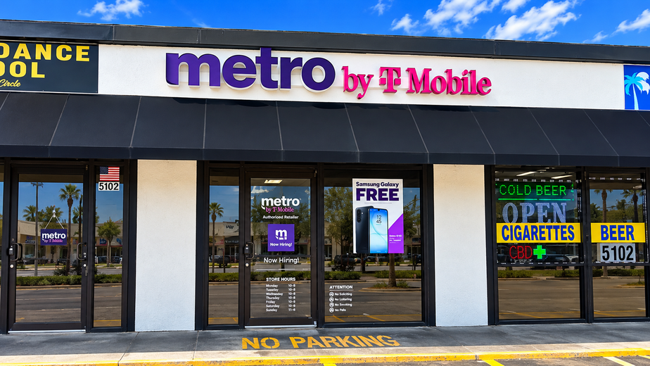 Metro by T-Mobile 5102 Broadway St - 5102 Broadway St