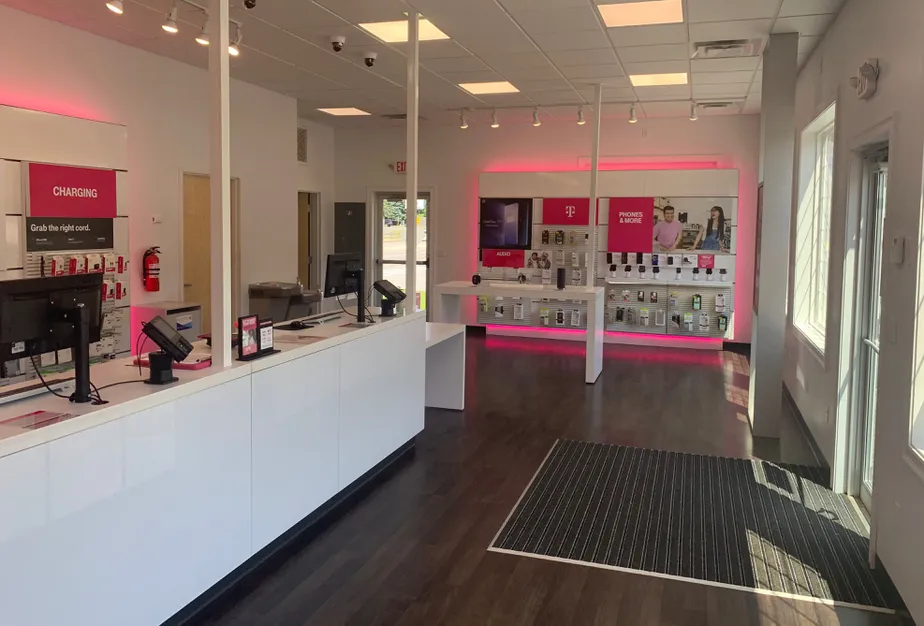  Interior photo of T-Mobile Store at Auburn, ME, Auburn, ME 