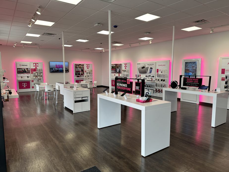 Interior photo of T-Mobile Store at Madison Sq Dr & E Center St, Madisonville, KY
