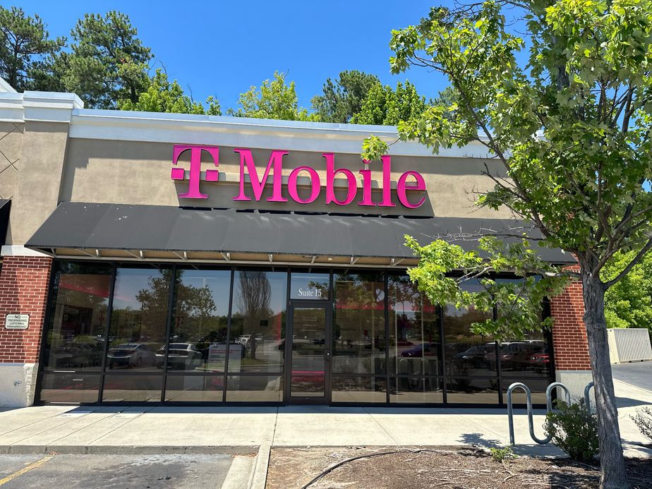 Exterior photo of T-Mobile Store at Glenn School Rd, Durham, NC