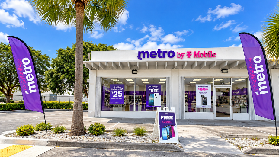 Metro by T-Mobile 20856 S Dixie Hwy - 20856 S Dixie Hwy 