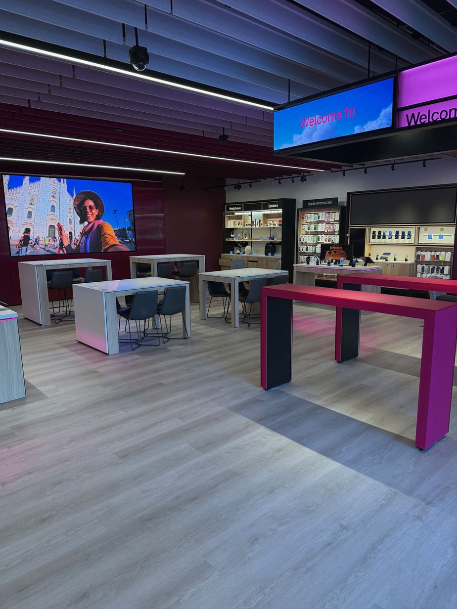  Interior photo of T-Mobile Store at West BRd St at Short Pump, Richmond, VA 