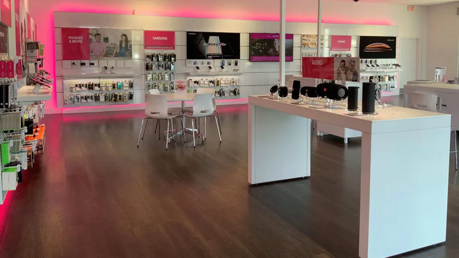 Interior photo of T-Mobile Store at Schillinger Rd & Airport Blvd, Mobile, AL
