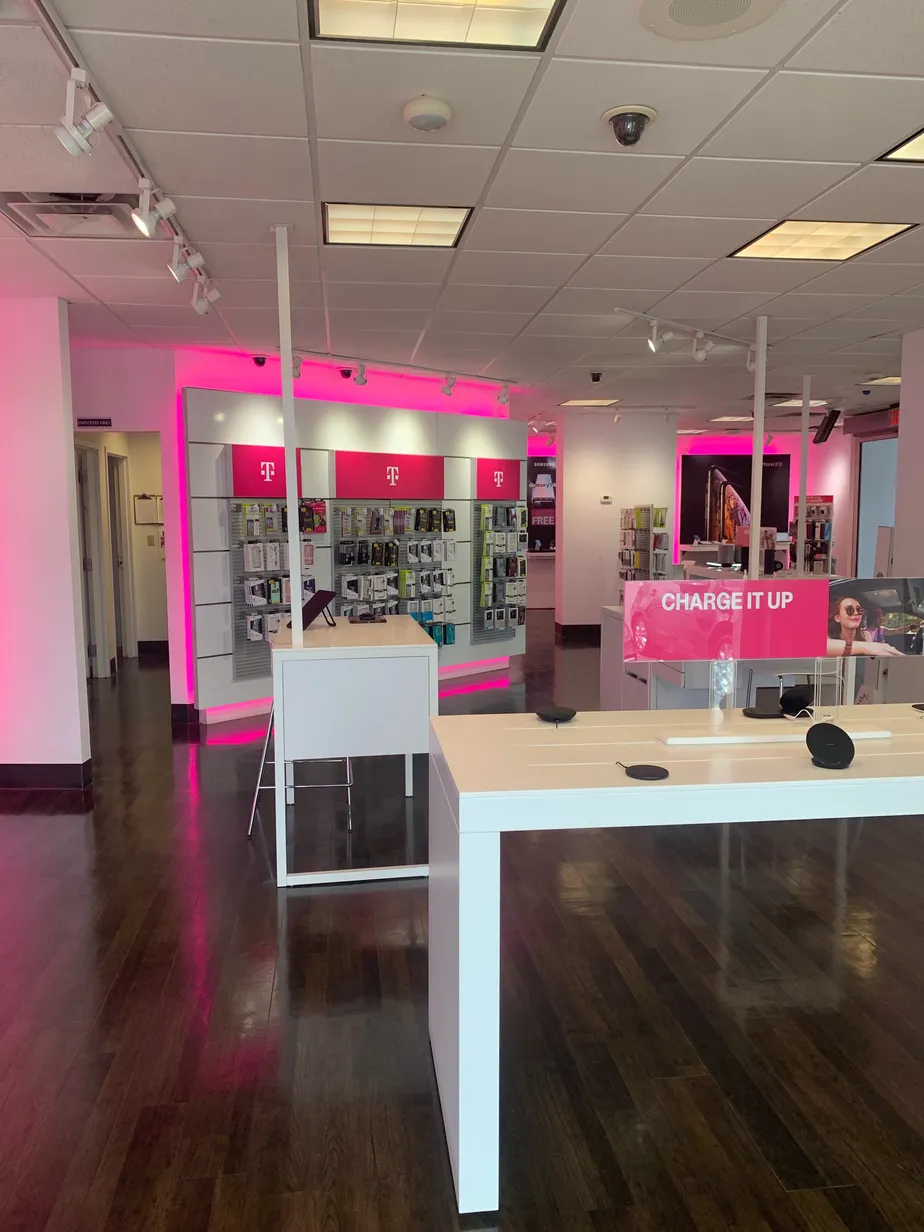  Interior photo of T-Mobile Store at Blackstock Road, Spartanburg, SC 