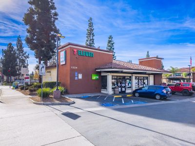 Image gallery for 7-Eleven