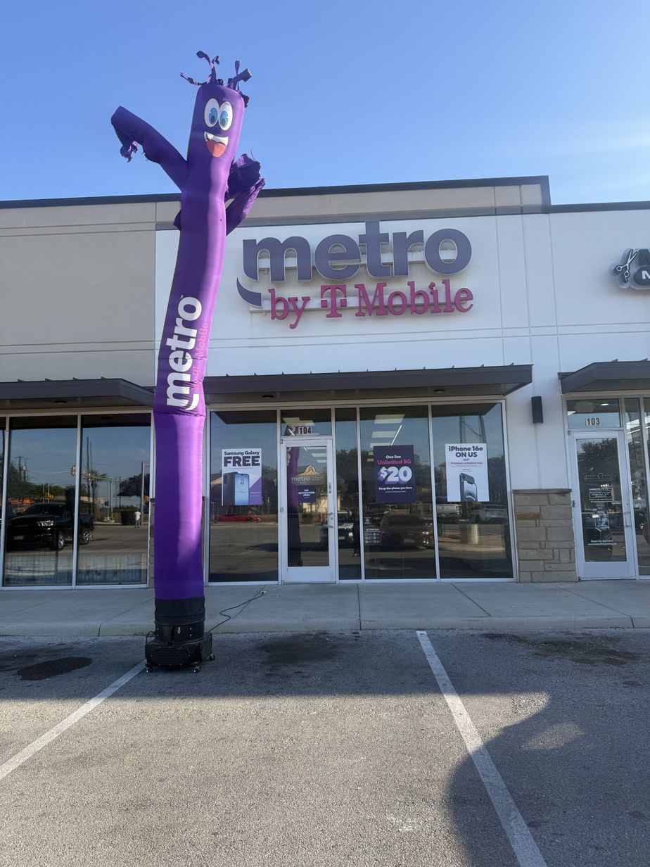 Metro by T-Mobile 2230 SE Military Dr - 2230 SE Military Dr 