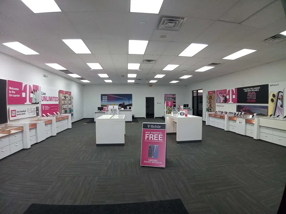 Interior photo of T-Mobile Store at N Kansas Expy & W Talmage St, Springfield, MO