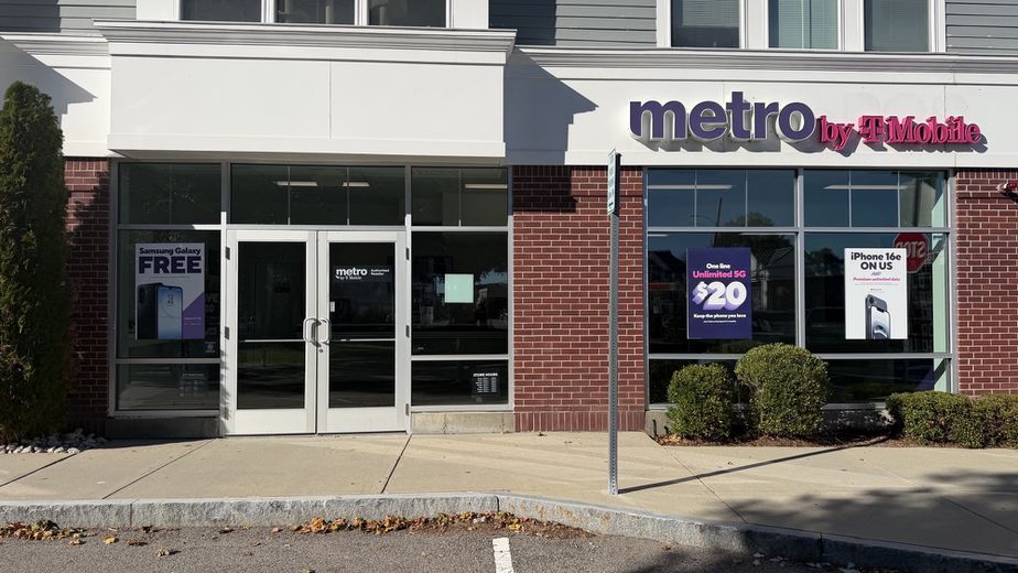 Metro by T-Mobile 1 Mansfield Ave - 1 Mansfield Ave