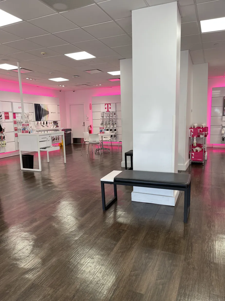  Interior photo of T-Mobile Store at Fordham Rd & Jerome Ave, Bronx, NY 