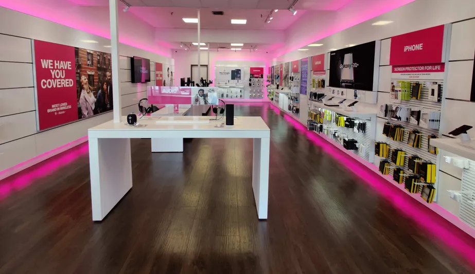 Interior photo of T-Mobile Store at Sr 60 East & S 2nd St, Lake Wales, FL