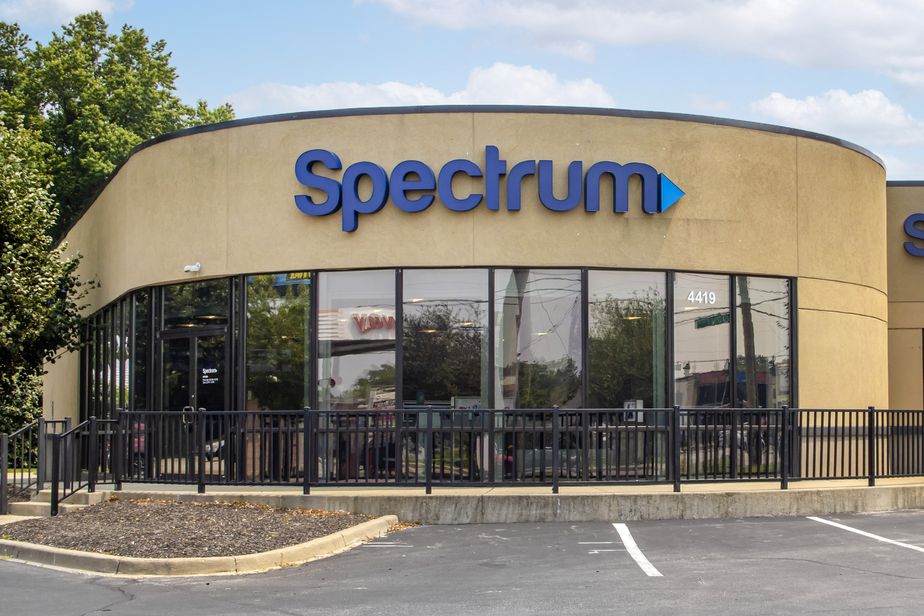 Spectrum - 4419 Dixie Hwy 