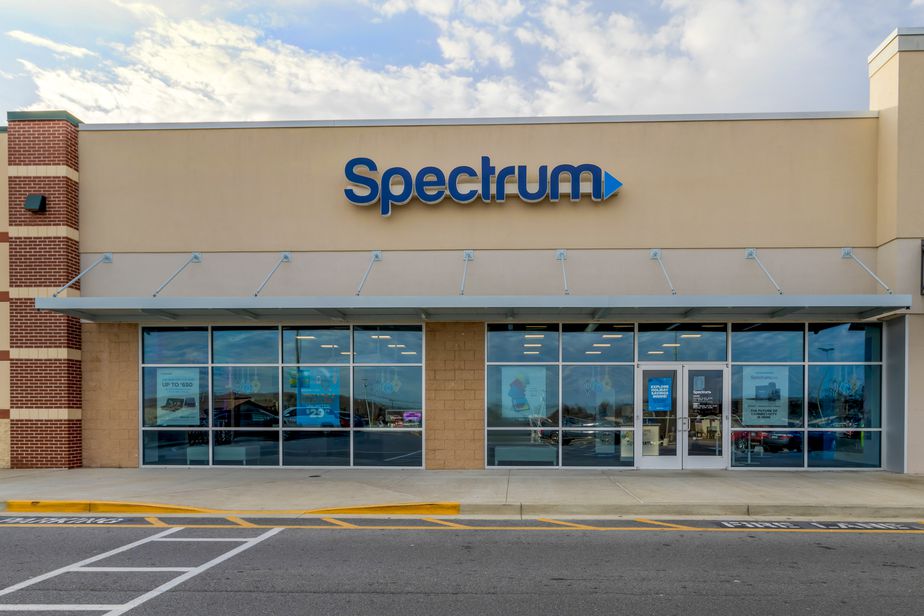 Spectrum - 2550 E Morris Blvd 