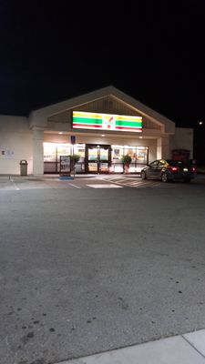 Image gallery for 7-Eleven