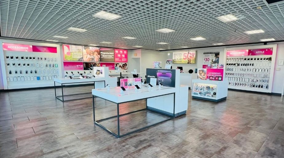 Interior photo of T-Mobile Store at St Rd 3 & Av El Conquistador, Fajardo, PR