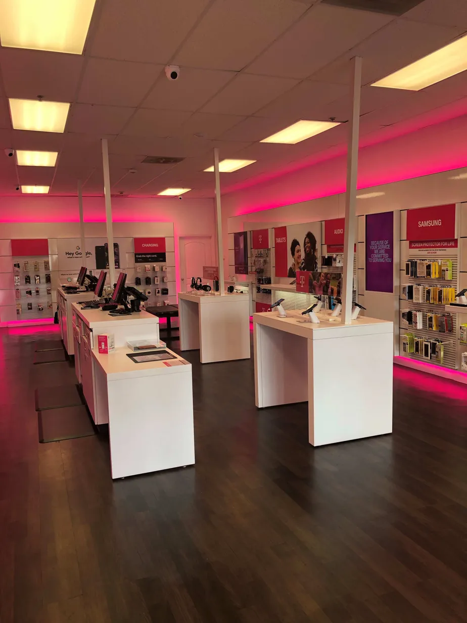 Interior photo of T-Mobile Store at W Boynton Beach Blvd & Hagen Ranch, Boynton Beach, FL