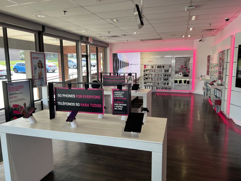 Interior photo of T-Mobile Store at Antioch - Hickory Hollow, Antioch, TN