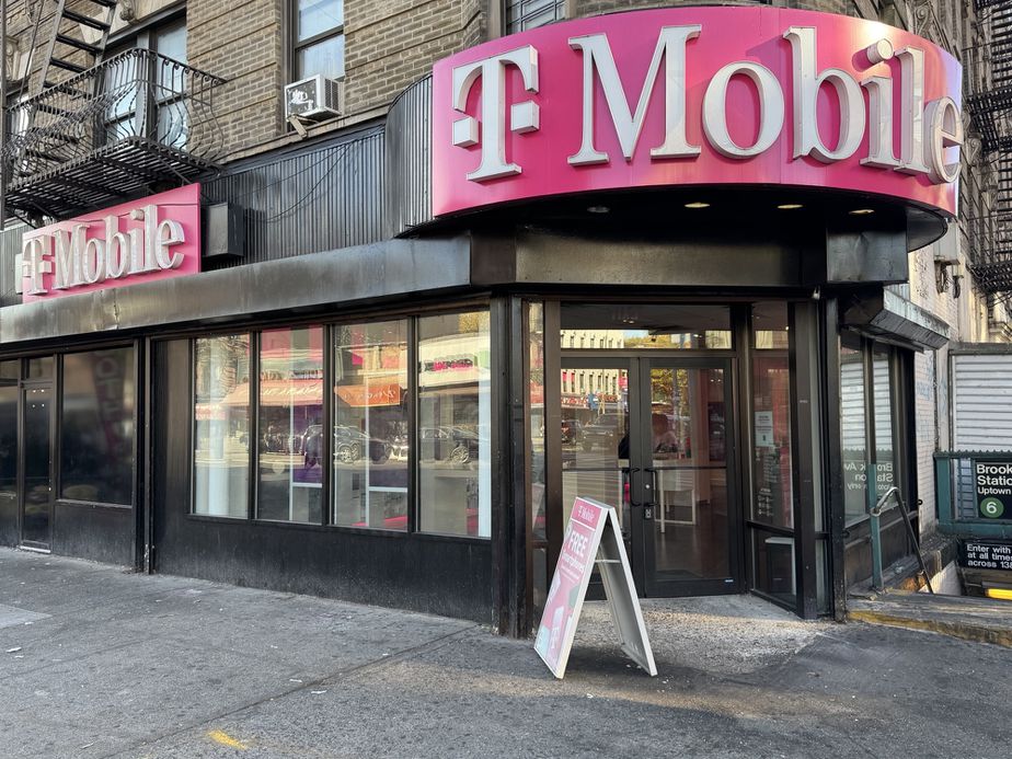 Exterior photo of T-Mobile Store at 138th St & Brook Ave, Bronx, NY