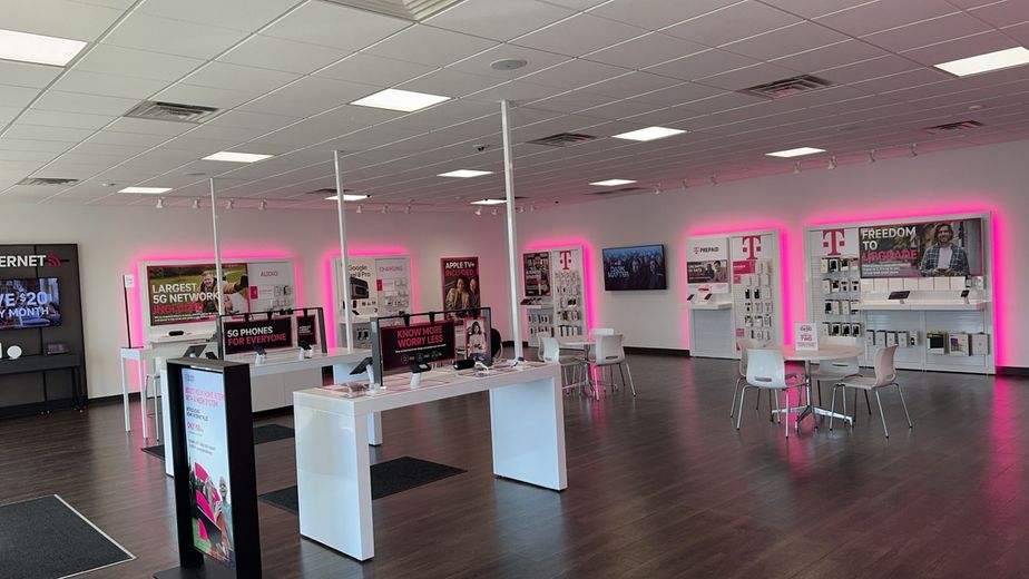 Interior photo of T-Mobile Store at Elida Rd & American Ave, Lima, OH