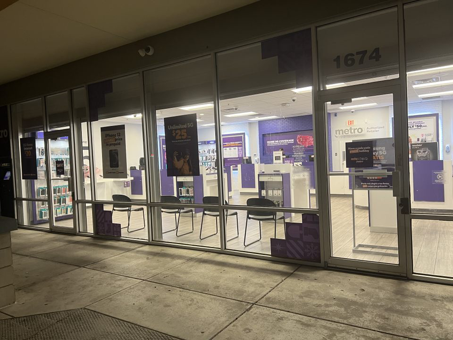 Image alt text