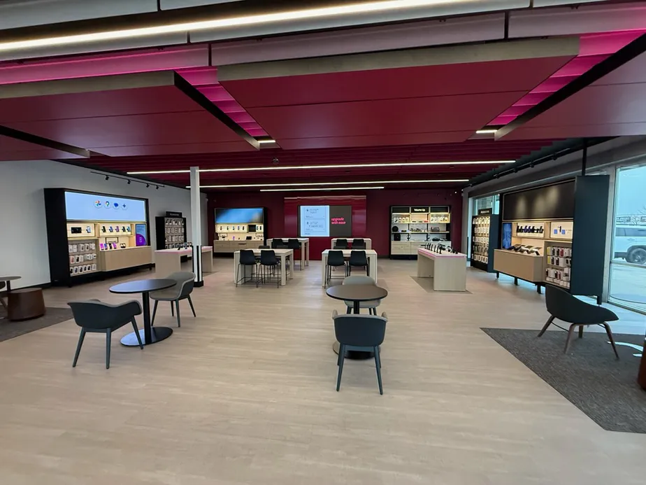  Interior photo of T-Mobile Store at Alliance- Presidio Town Center, Ft Worth, TX 