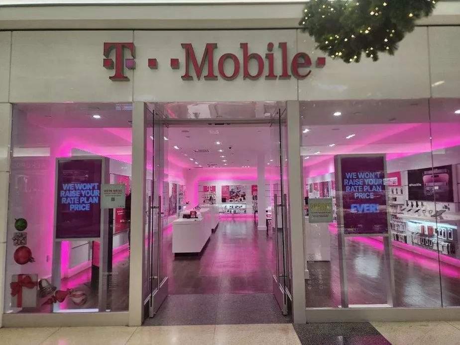 Exterior photo of T-Mobile Store at South Hills Village Mall, Pittsburgh, PA