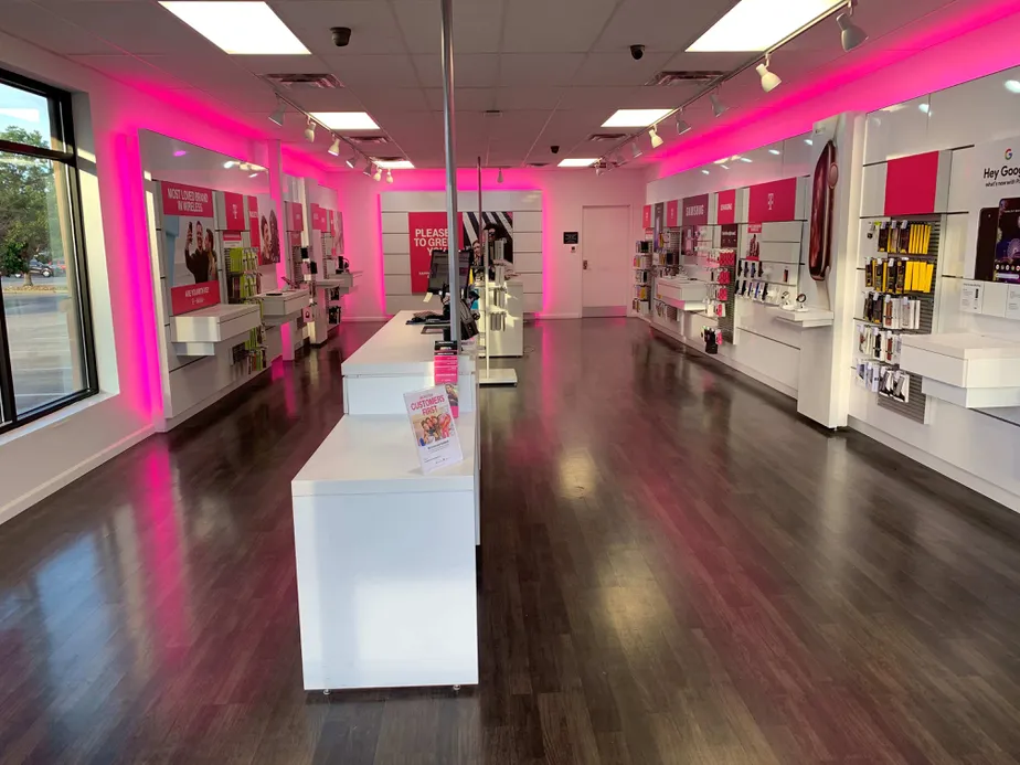 Interior photo of T-Mobile Store at 4th & Marion, Leavenworth, KS