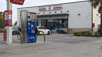 Image gallery for 7-Eleven