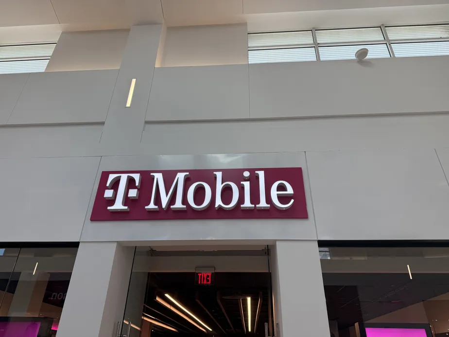  Exterior photo of T-Mobile Store at Florida Mall, Orlando, FL 