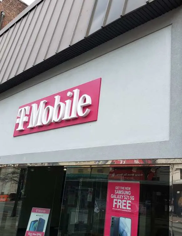 Exterior photo of T-Mobile store at George St & Church St 2, New Brunswick, NJ