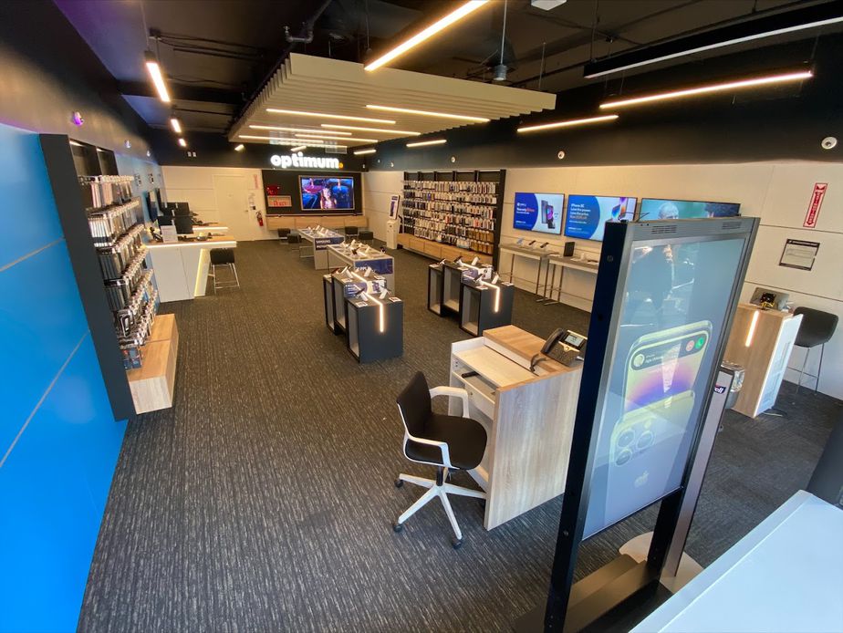  Bronx - 3rd Ave 8494 Inside Store.jpg 