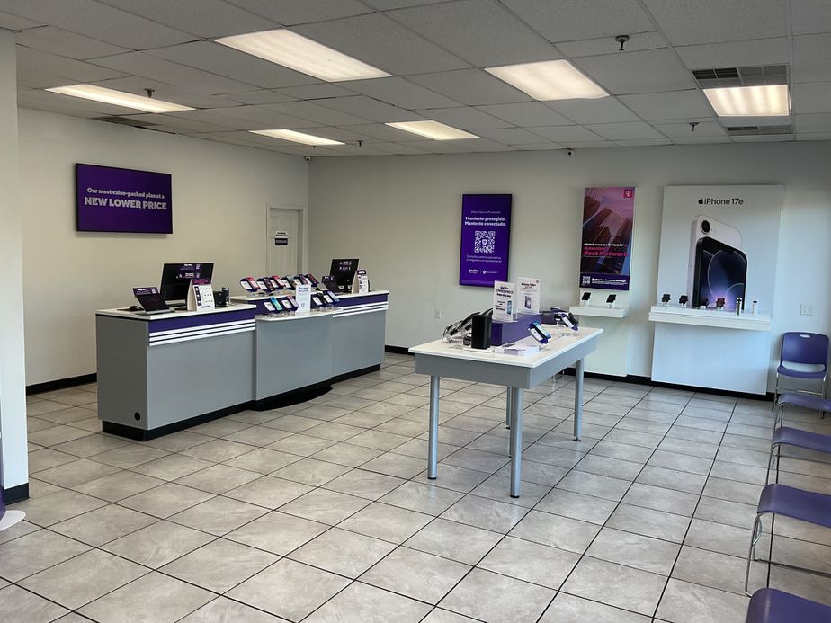 Metro by T-Mobile 4897 Kentucky Ave - 4897 Kentucky Ave 