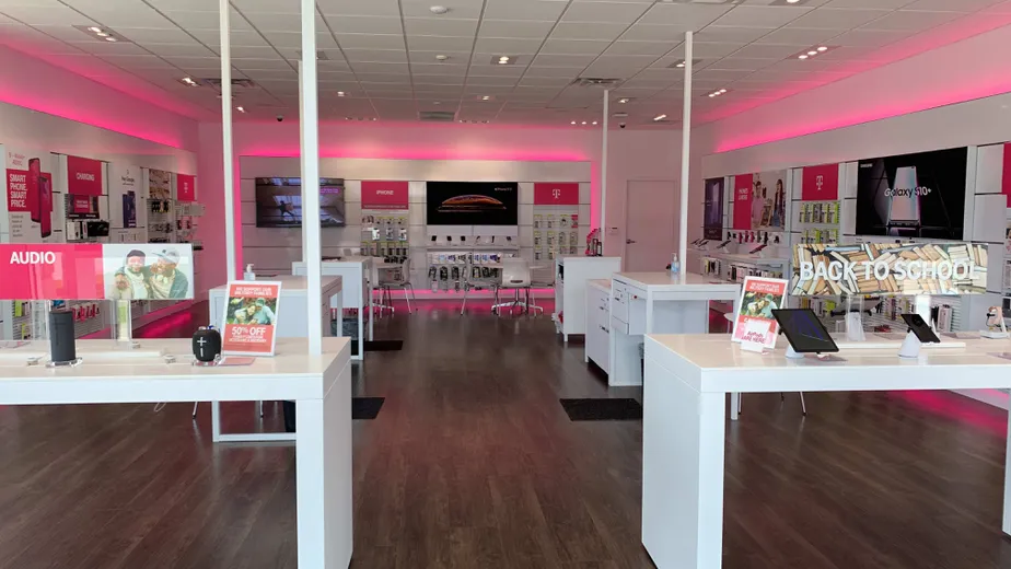 Interior photo of T-Mobile Store at Garth Rd & Hunt Rd, Baytown, TX