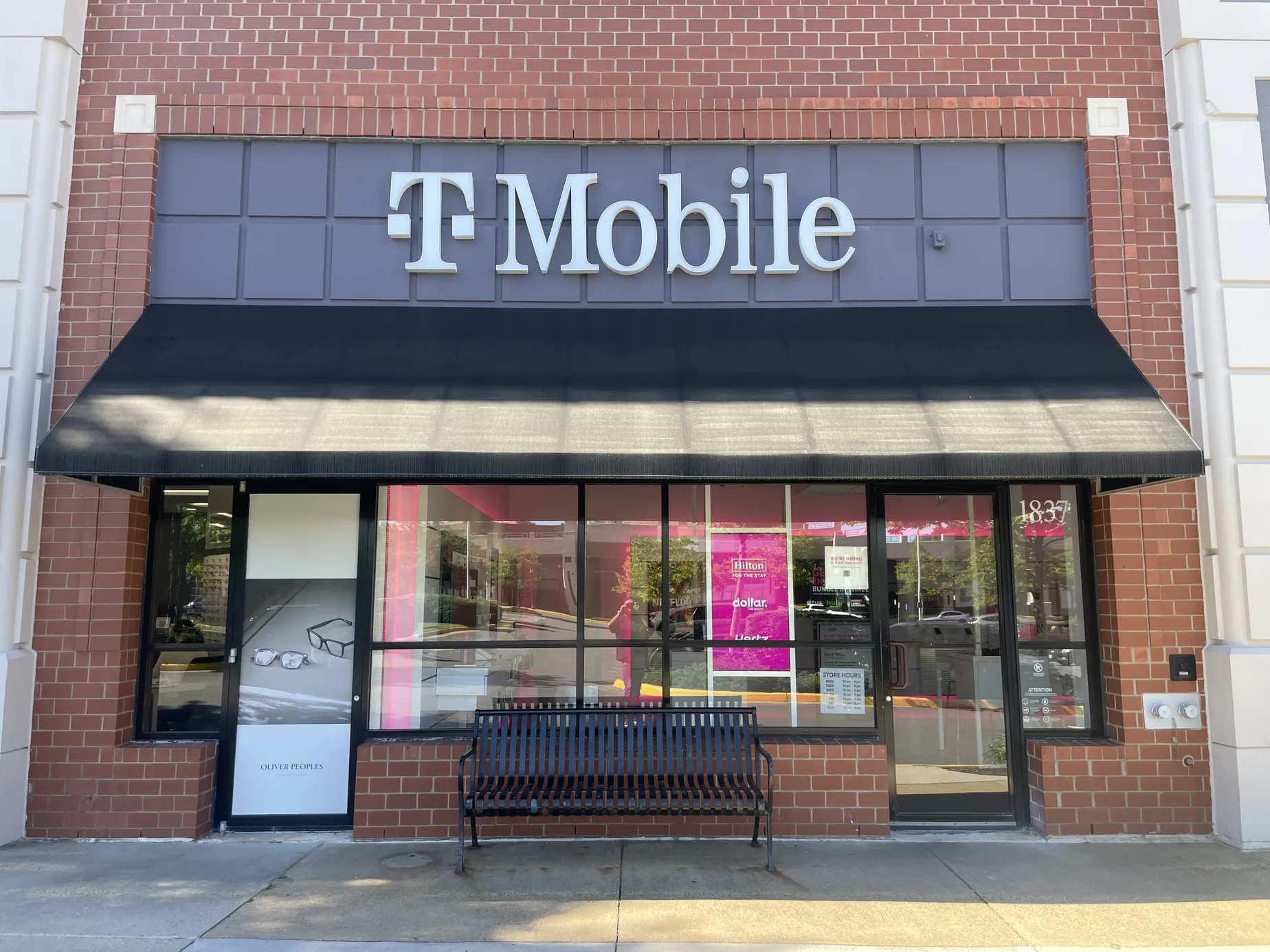 T-Mobile Reston Pkwy & New Dominion Rd | Reston, VA