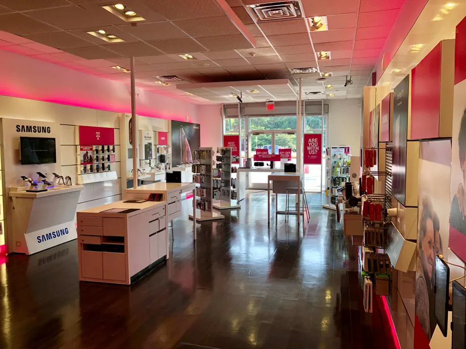 Interior photo of T-Mobile Store at Hwy 78 & Hwy 20, Loganville, GA
