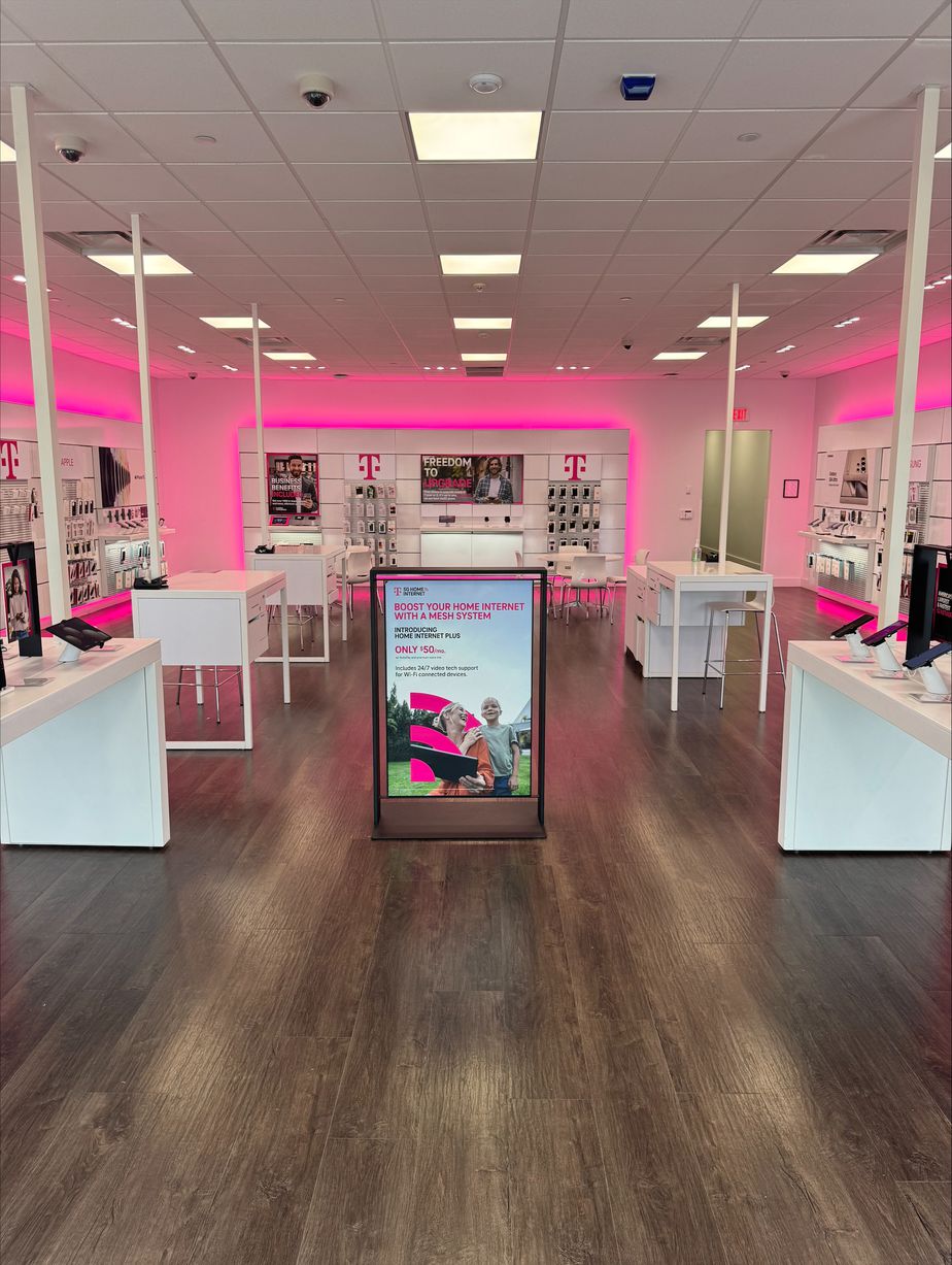 Interior photo of T-Mobile Store at 124th & Dodge, Omaha, NE
