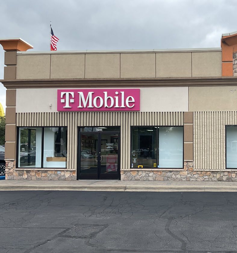 Exterior photo of T-Mobile Store at 12 Mile & Mound, Warren, MI