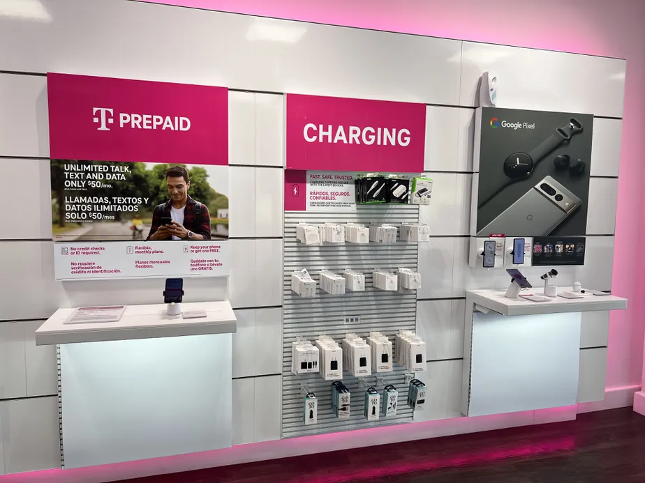 Interior photo of T-Mobile Store at Independence Plaza, Laredo, TX