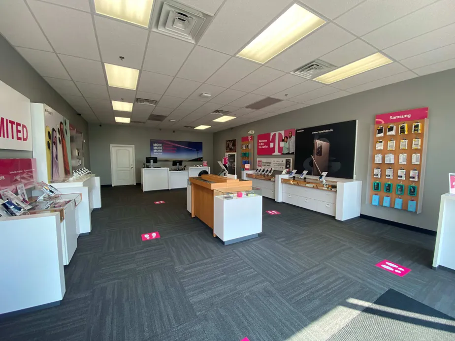 Interior photo of T-Mobile Store at State Route 251 & Unytite Dr, Peru, IL