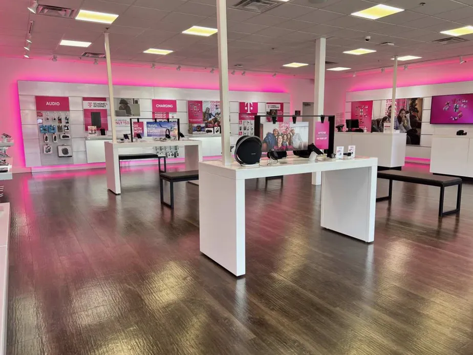 Interior photo of T-Mobile Store at Promenade Plaza T-Mobile Store, Alabaster, AL